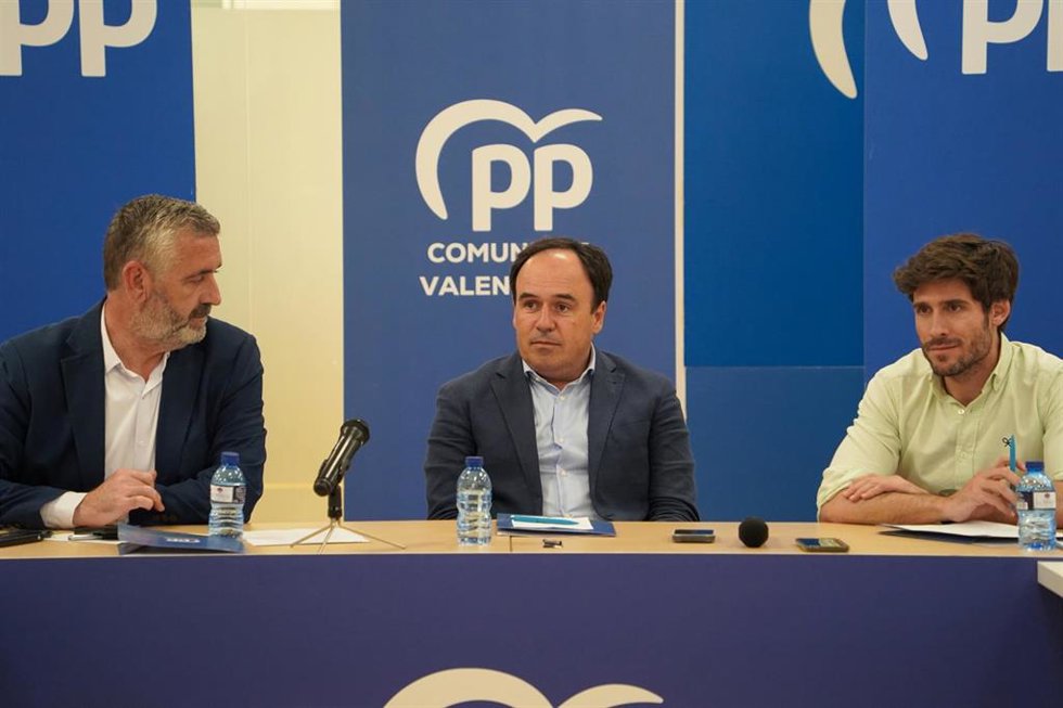 Reunión de la Comisión transitoria del PPCV