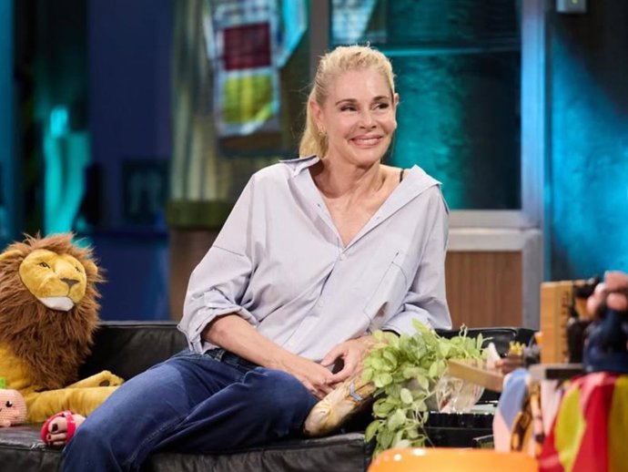 Belén Rueda en el programa de 'La Revuelta' con David Broncano.
