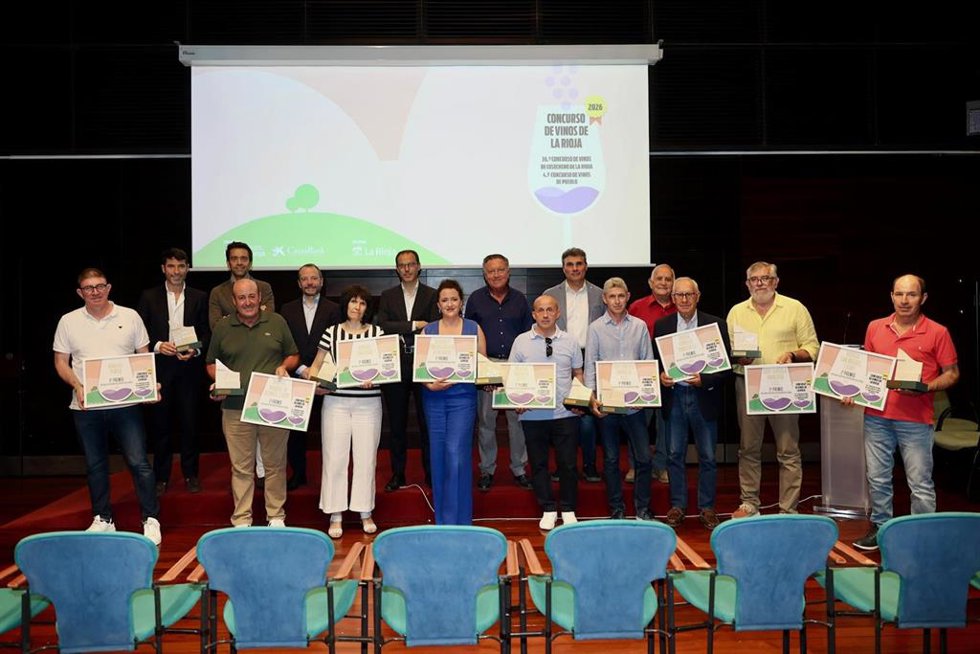 Entregados los premios a los ganadores del 'Concurso de Vinos de La Rioja' de Fundación Caja Rioja y CaixaBank