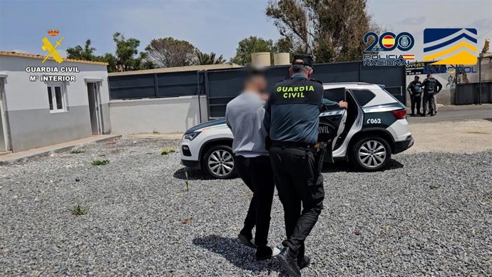 Nueve detenidos en Almería por favorecer a mafias de migración irregular y narctotráfico entre Argelia y España