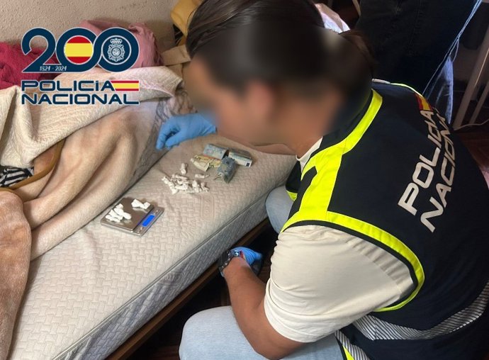 Material intervenido a la detenida