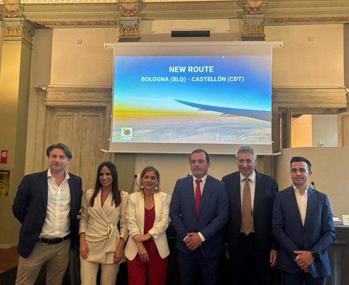 Aeropuerto de Castellón y Turespaña reúnen a operadores turísticos de Bolonia con motivo de la nueva ruta aérea
