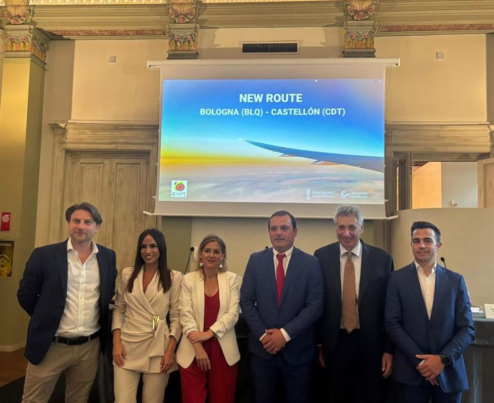 Aeropuerto de Castellón y Turespaña reúnen a operadores turísticos de Bolonia con motivo de la nueva ruta aérea