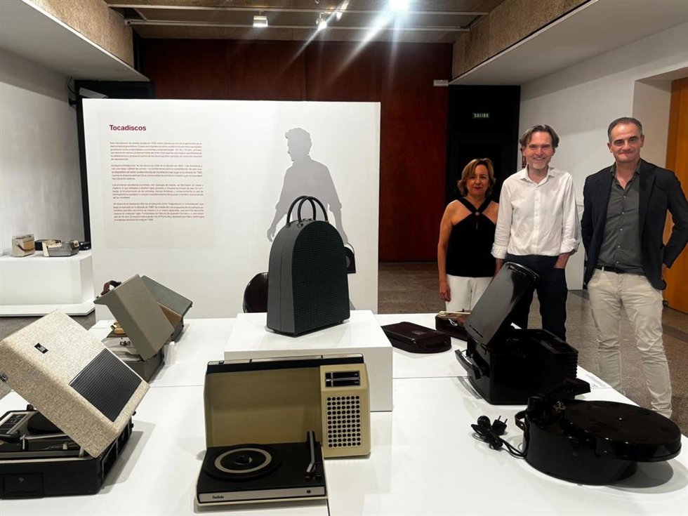 Casa de las Ciencias acoge exposición 'Con la música a otra parte. La portabilidad del sonido'