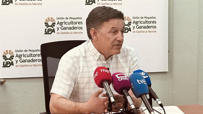 El secretario general de la Unión de Pequeños Agricultores y Ganaderos de Castilla-La Mancha (UPA CLM), Julián Morcillo.