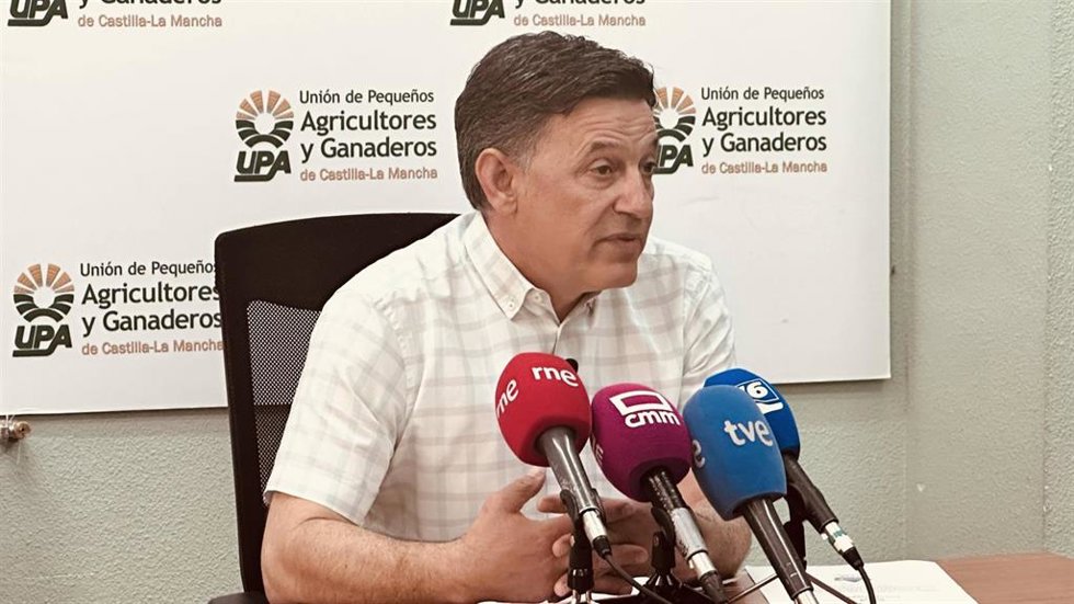 El secretario general de la Unión de Pequeños Agricultores y Ganaderos de Castilla-La Mancha (UPA CLM), Julián Morcillo.