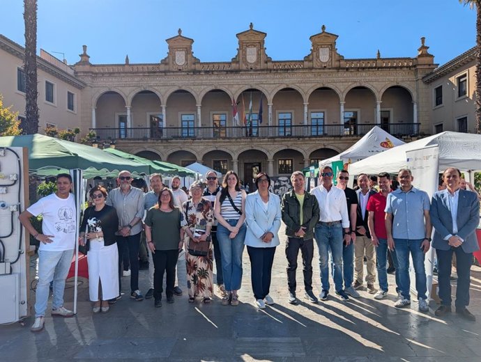 VII Feria de la Formación Profesional y Enseñanzas Artísticas en Guadix (Granada)