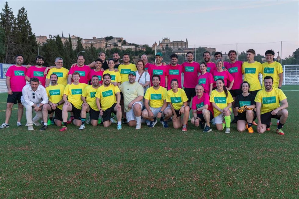 Participantes durante la celebración del III Torneo Benéfico Precorpus de Europa Press, a 28 de mayo de 2026, en Toledo, Castilla-La Mancha (España). Periodistas, políticos, policías y personal de Eurocaja se citan en el III Torneo Benéfico Precorpus de E