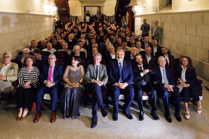 25º Aniversario Del Clúster Da Madeira E Do Deseño De Galicia