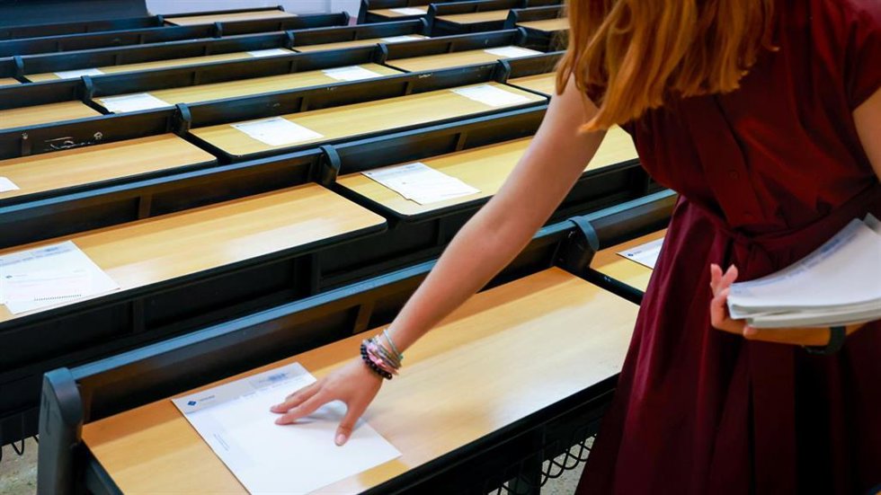 Examen de la prueba de acceso a la universidad (PAU) en la UIB
