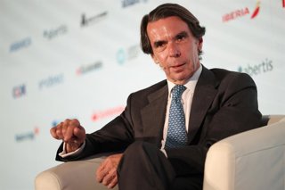 El expresidente del Gobierno José María Aznar durante la primera jornada del VII Foro Internacional Expansión, en el Parador de Alcalá de Henares, a 19 de mayo de 2025, en Alcalá de Henares, Madrid (España). 