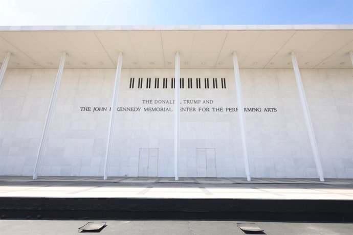 Arquivo - 1º de abril de 2026, Washington, Distrito de Columbia, EUA: O CENTRO MEMORIAL DONALD J. TRUMP E JOHN F. KENNEDY PARA AS ARTES CÊNICAS em Washington, DC.