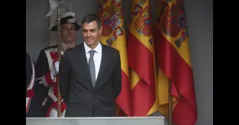 Sánchez agradece a los militares su compromiso en el Día de las FF.AA.: "Representáis lo mejor del servicio público"