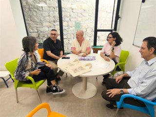 Visita de la delegada territorial de Inclusión Social, Juventud, Familias e Igualdad en Jaén, Ángela Hidalgo, a la sede de Aldeas Infantiles en Jaén.