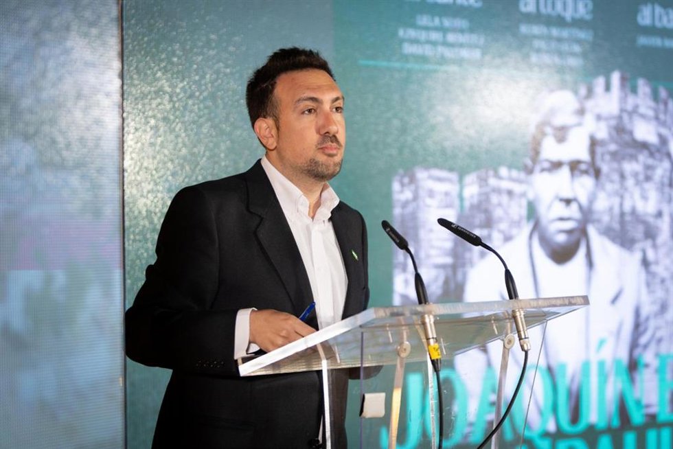 El delegado del área de Identidad y responsable de las delegaciones de Cultura, Patrimonio y Turismo de Alcalá de Guadaíra (Sevilla), Christopher Rivas.
