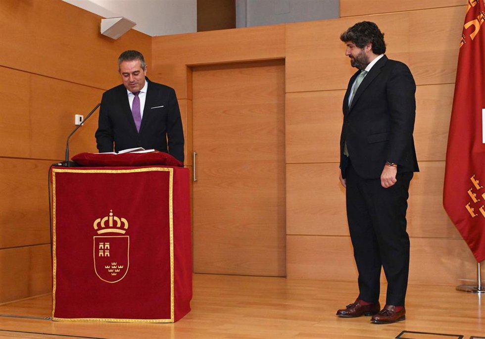 Toma de posesión del consejero de Agua, Agricultura, Ganadería y Pesca, Joaquín Buendía.