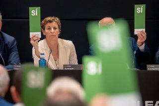 Elisa Aguilar, presidenta de la FEB, durante la Asamblea General Ordinaria 2026