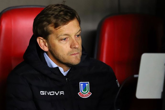 Futbol, Union La Calera vs Palestino Fecha 13, campeonato nacional 2026 El entrenador de Union La Calera Martin Cicotello, es fotografiado, durante el partido de primera division disputado en el estadio Nicolas Chahuan de La Calera,