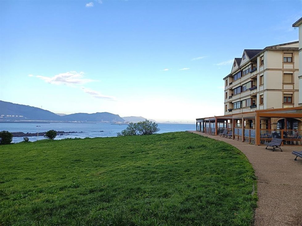 Archivo - Jornada soleada en Getxo (Bizkaia)