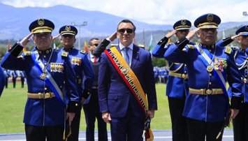 Política