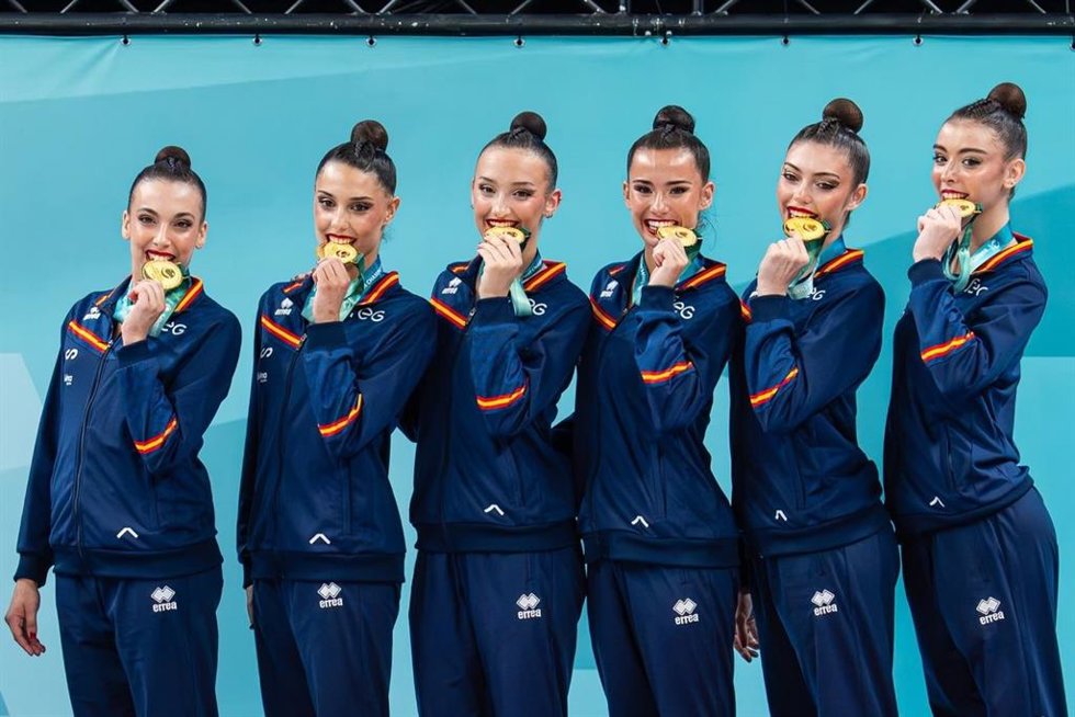 Inés Bergua, Andrea Corral, Marina Cortelles, Andrea Fernández, Lucía Muñoz y Salma Solaun.