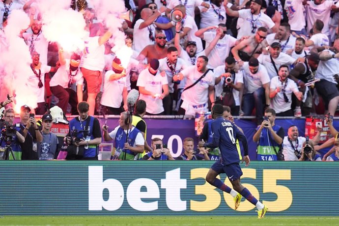 Paris Saint-Germain - Arsenal FC