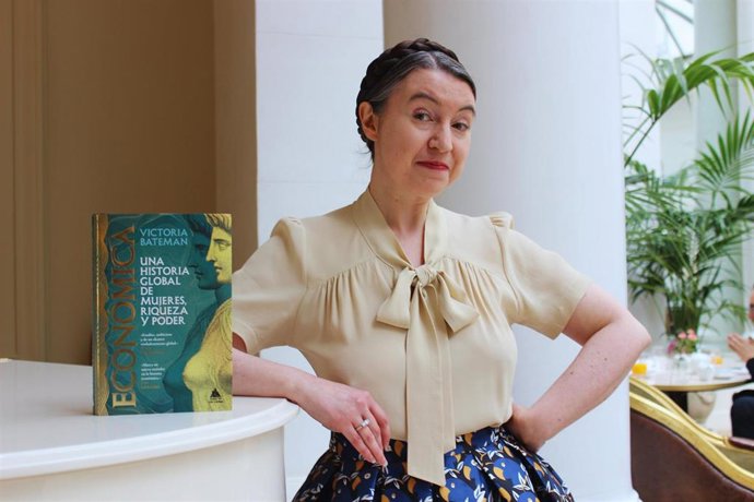 La economía Victoria Bateman
