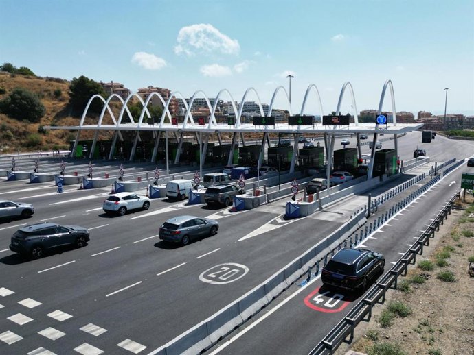 Archivo - Vista de la autopista AP-7 de la Costa del Sol.