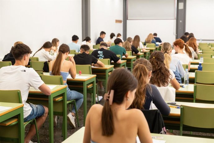Pruebas de la PAU en la Comunitat Valenciana. Las de 2026 comienzan el 2 de junio con 25.666 alumnos matriculados y 55 tribunales.
