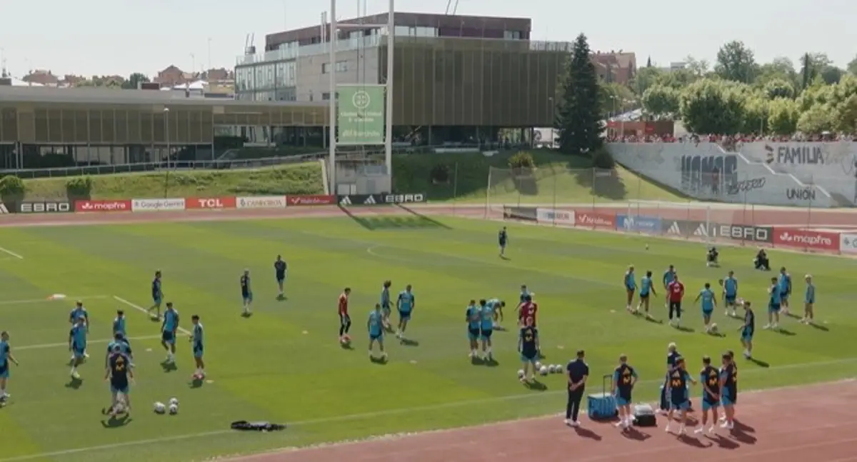 Entrenamiento de la selección española masculina de fútbol en la Ciudad del Fútbol de Las Rozas