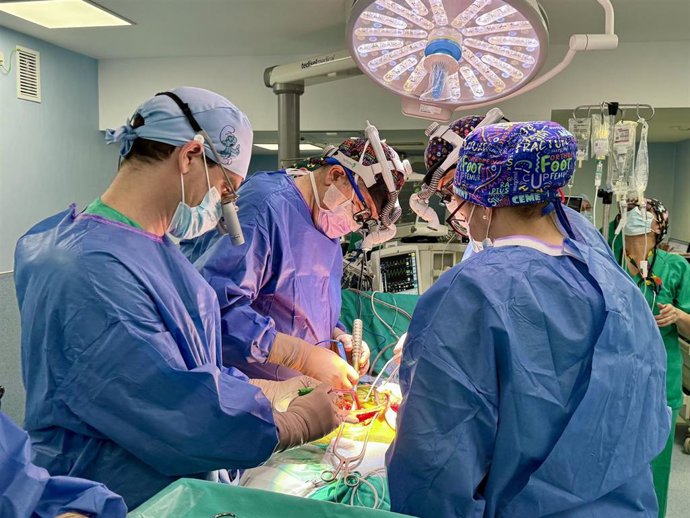 El Hospital Doctor Peset de Valencia incorpora cirugía radioguiada y molecular para mejorar la localización de tumores complejos.