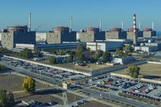 Archivo - Central nuclear ucraniana de Zaporiyia (archivo)