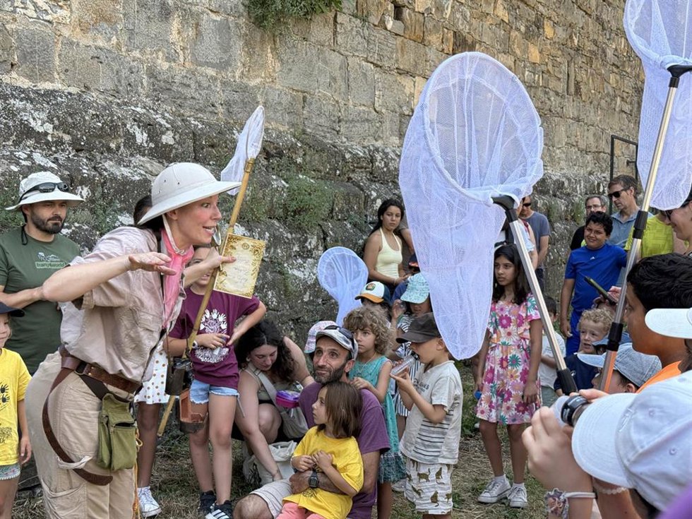 Una actividad desarrollada este fin de semana en el Castillo de Aínsa en los festivales de Biodiversidad.