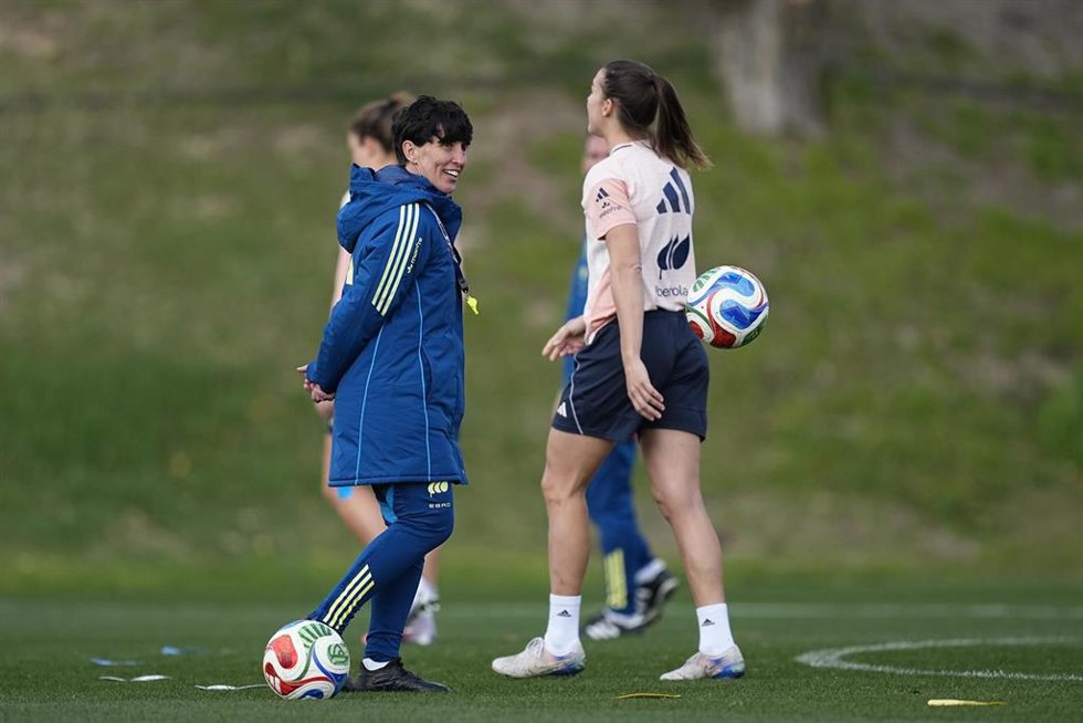 Archivo - Sonia Bermúdez durante un entrenamiento de la selección en la Ciudad del Fútbol de Las Rozas