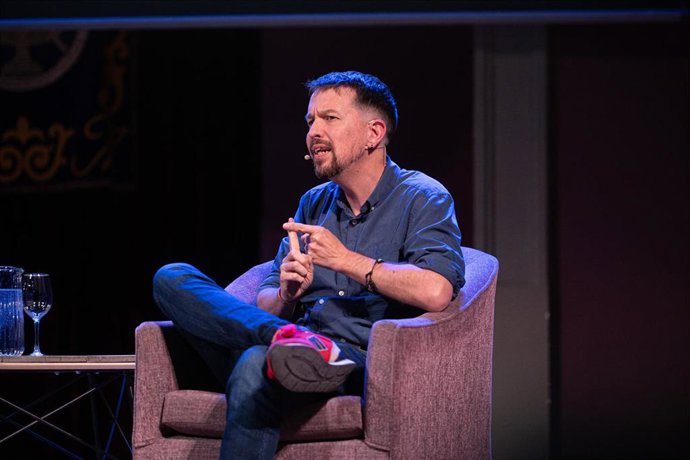 El exvicepresidente del Gobierno, Pablo Iglesias, durante el encuentro bajo el título ‘Frenar a la extrema derecha’, en el Ateneo de Madrid, a 21 de mayo de 2026, en Madrid (España). 