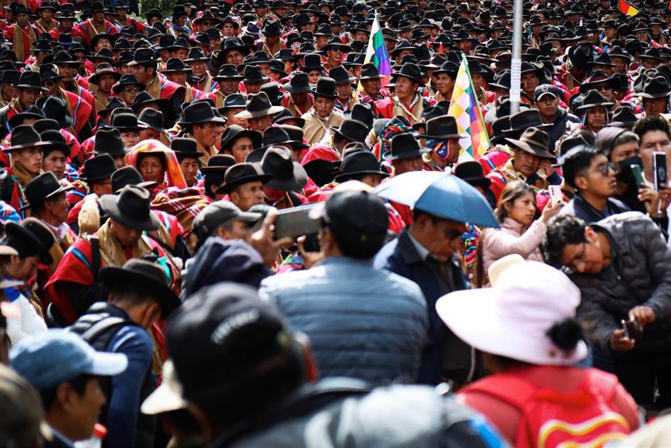 Archivo - Protestas de conductores y agricultores para exigir soluciones a la escasez de combustible en Bolivia el año pasado.