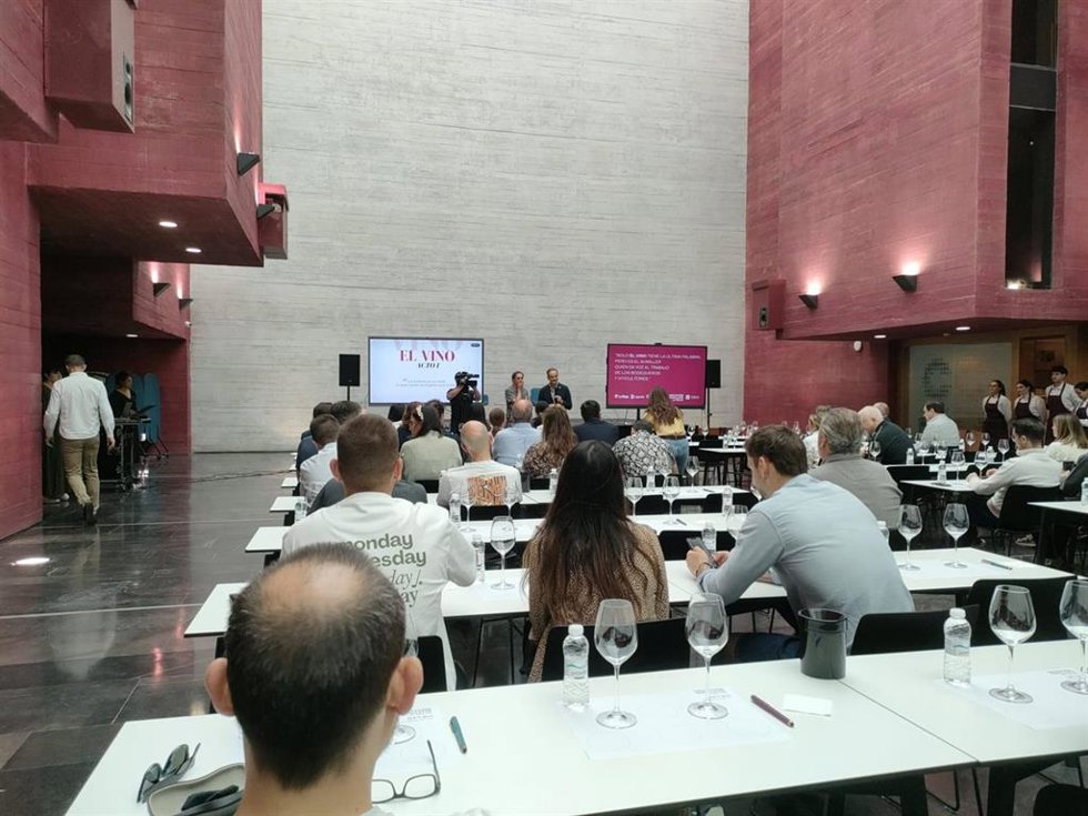 Un encuentro reflexiona en el CCR en Logroño sobre el vino desde nuevas miradas