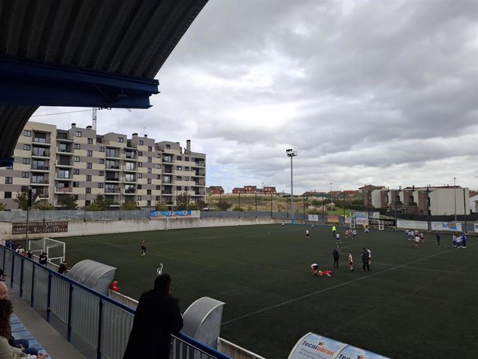 Campo de fútbol Vicente Miera