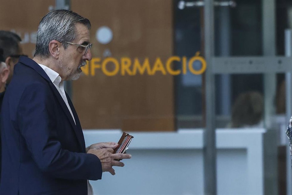 El que fuera comisionado de la Dana y secretario autonómico de Emergencias con el Botànic, José María Angel, a su llegada a la Ciudad de la Justicia de Valencia, a 22 de mayo de 2026, en Valencia.