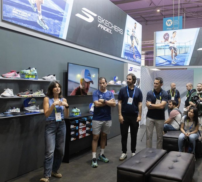 Skechers presenta en Padel World Summit su nueva colección de calzado para pádel.