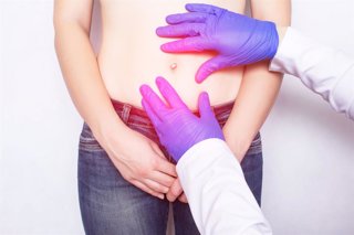 Archivo - Casi el 90% de cirujanos plásticos detectan un aumento de intervenciones tras el auge de los fármacos para perder peso 