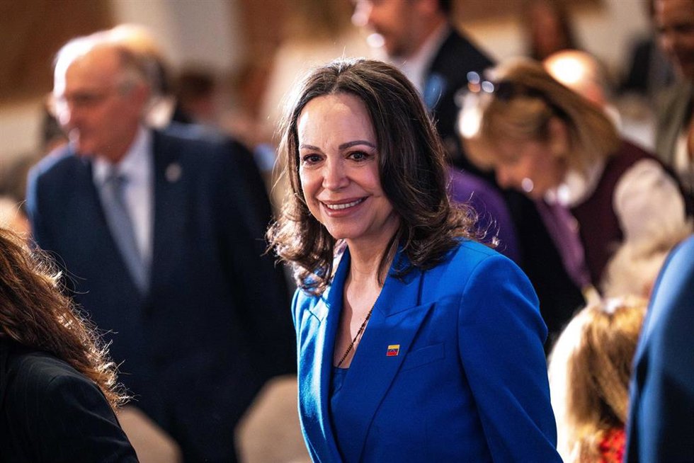 Archivo - La líder de la oposición venezolana y Premio Nobel de la Paz, Maria Corina Machado, asiste a un foro de debate en Madrid.