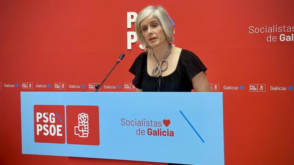 La portavoz de Industria del PSdeG, Patricia Iglesias, en rueda de prensa.