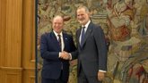 Vídeo: Felipe VI recibe a Alberto de Mónaco en el Palacio de La Zarzuela