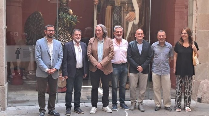 El concejal de Cultura e Industrias creativas de Barcelona, Xavier Marcé, y el concejal de ERC Jordi Castellana