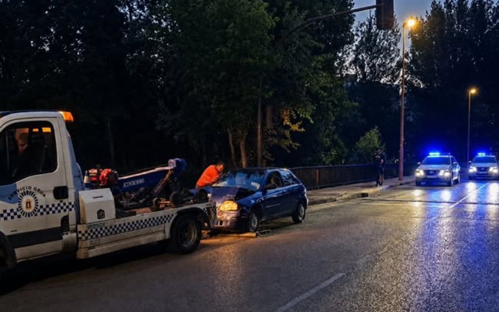 Accidente de tráfico en una calle de Cuenca.