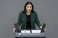 Una ministra de Alemania suspende un viaje a Líbano por seguridad cuando su avión estaba aproximándose a Beirut