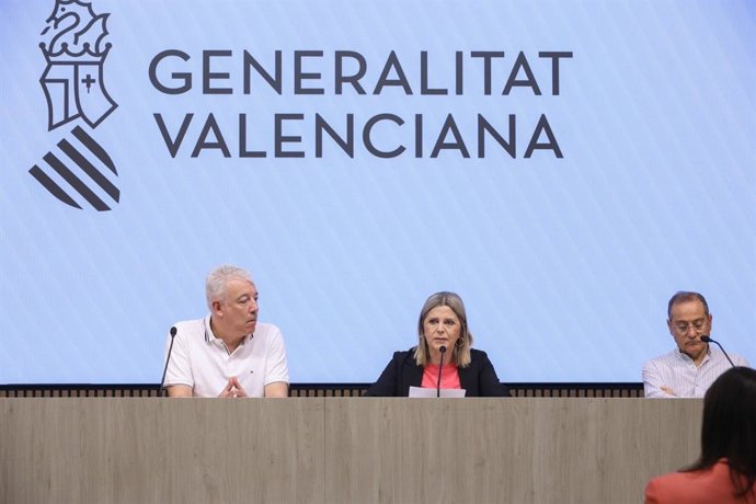 La consellera de Educación, Carmen Ortí, comparece en sede de Conselleria