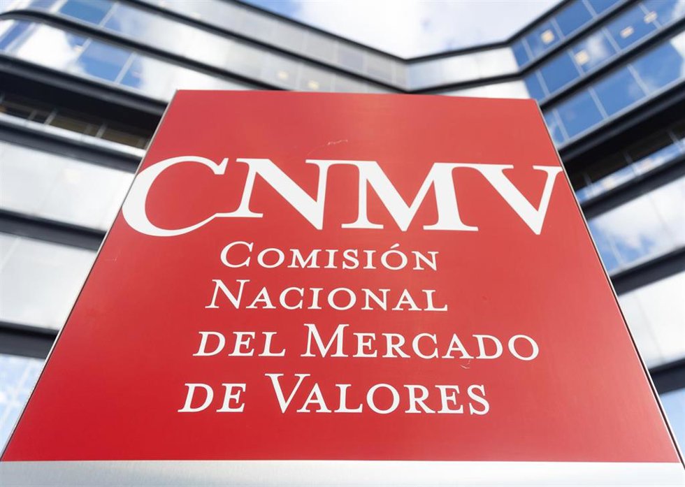Archivo - Exterior de la sede de la Comisión Nacional del Mercado de Valores (CNMV).