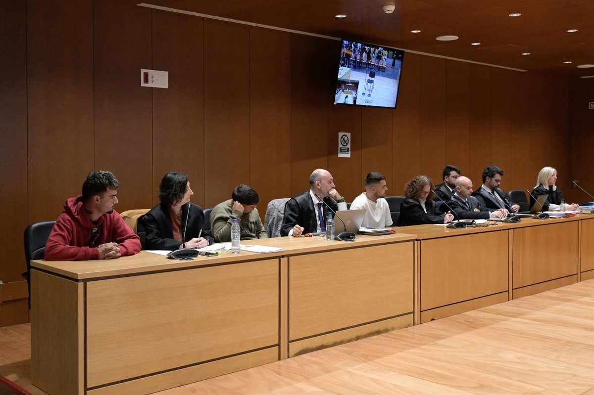 Comienza el juicio por el crimen de Yoel Quispe: las acusaciones ven intención de matar y las defensas piden absolución